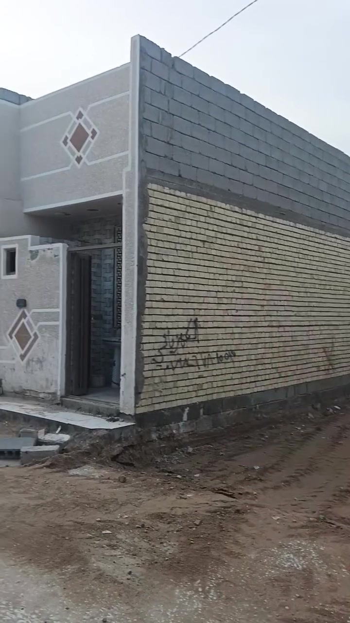 في كربلاء مجمع الورده توجد 50 متر رهن بعشر ملايين المده سنتين اللي يريد هذا بيت تواصل خاص***********
‏‪***********‬‏
