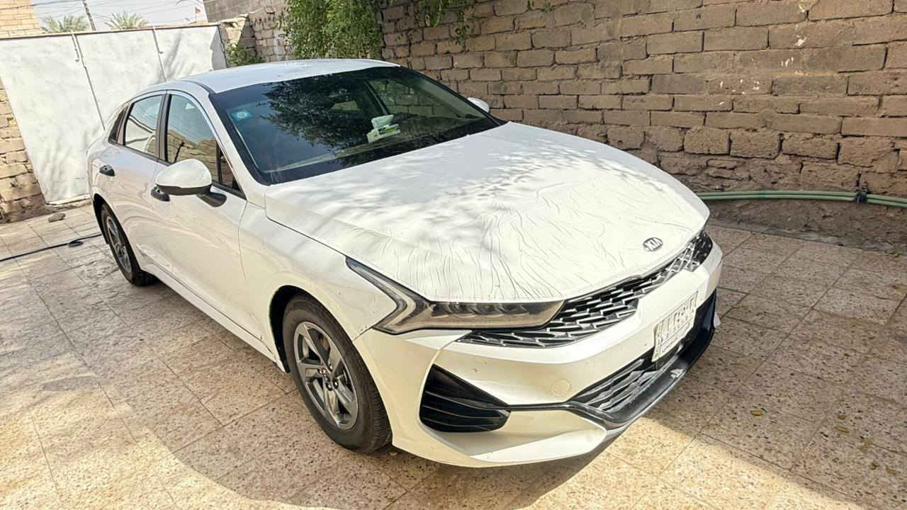 سلام عليكم كيه 5موديل٢٠٢١معوقين وارد أمريكي مكينه 1600تيربو فول مواصفات عده الفتحه رقم الهاتف *********** السعر ١٣٩ وبيه مجال بسيط
