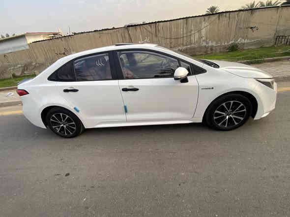 السلام عليكم للبيع بدون مراوس 
كورلا هايبرد 2024 علامة زركة شكل الامريكي فول مواصفات بصمة + فتحة 
تحديد مسار  
رادار 
سايد بريك دكمة
كشنات جلد احمر 
شاشة اعطال + اوتو هولد   
محرك 1800 
رقم بغداد ب اسمي وهزة جديدة 
ماشية 39 الف 
السيارة مكفولة من الصبغ بيها بارد اصبعين باب الصدر + شخط وتكحيل بالدعامية 
مكاني بغداد العامرية 
السعر 141 وبيها مجال جدا بسيط حك الجية 
للتواصل ***********
