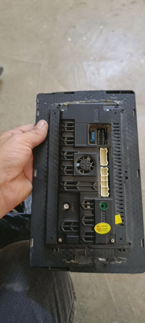 شاشه مال سياره شات شغال سعر 35     ***********
