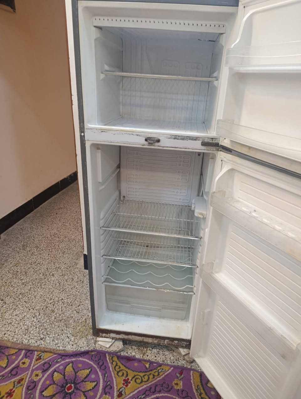 للبيع حجم 18 ممفتوحه ابد واي عطل مابيها السعر 125


**إذا كنت صاحب هذا الإعلان وتريد حذفه لأي سبب، رجاءا أرسل رسالة إلى الدعم الفني**