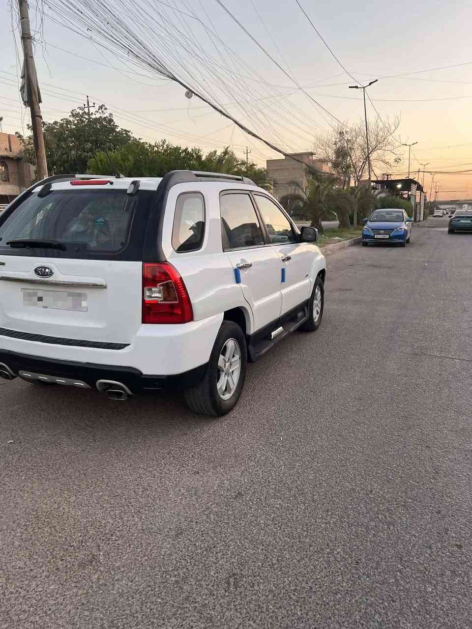 السلام عليكم سبورتج 2009 خليجي مقدس رقم بغداد دولي ماشيه 107 مكينه 2000 السياره بدون بارد بدون صبغ بدون تبديل على وضع الشركه كير مكينه تبريد شركه صدر تخم تاير جديد السياره فتحه سقف جاهزه وبدون اي نقص السعر 115 العنوان الشعب للتواصل ***********
