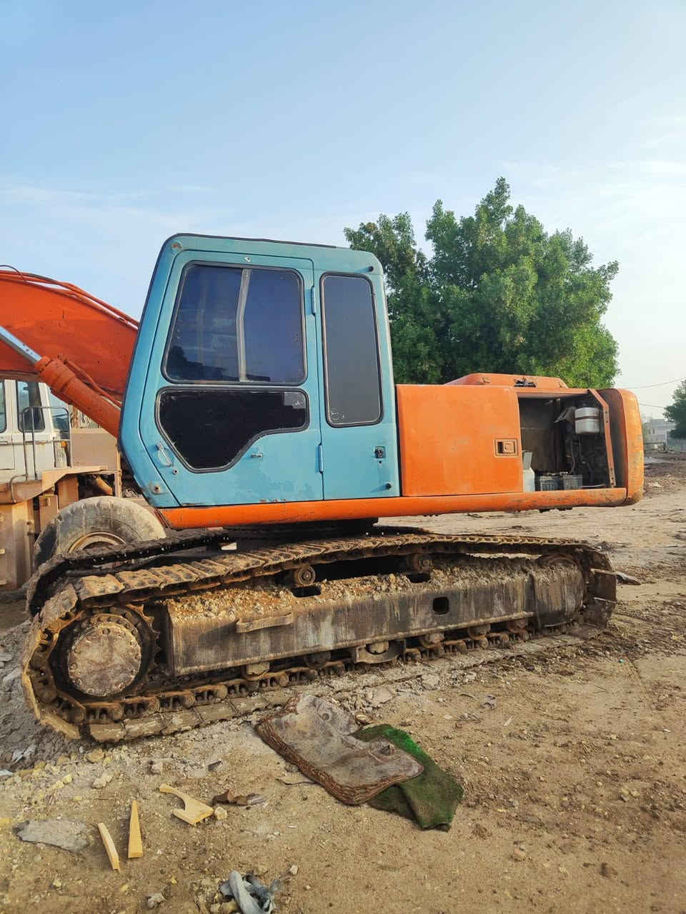 حفاره ثري للبيع موديل 96 رقم ذي قار بسمي تحويل اووكاله في البصره السعر 100 وبيه مجال ***********
