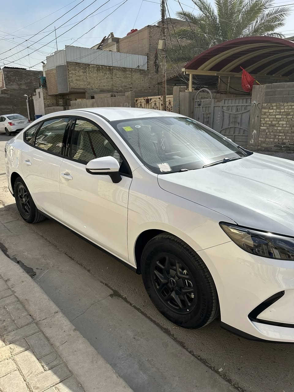 السلام عليكم 
بي واي دي سي ال  5 
جاهزه اي نقص مابيها ماشيه 3الاف بغداد الشعب               
 
السعر 18/750+منضومه شحن وشاحن اصليه 

***********
