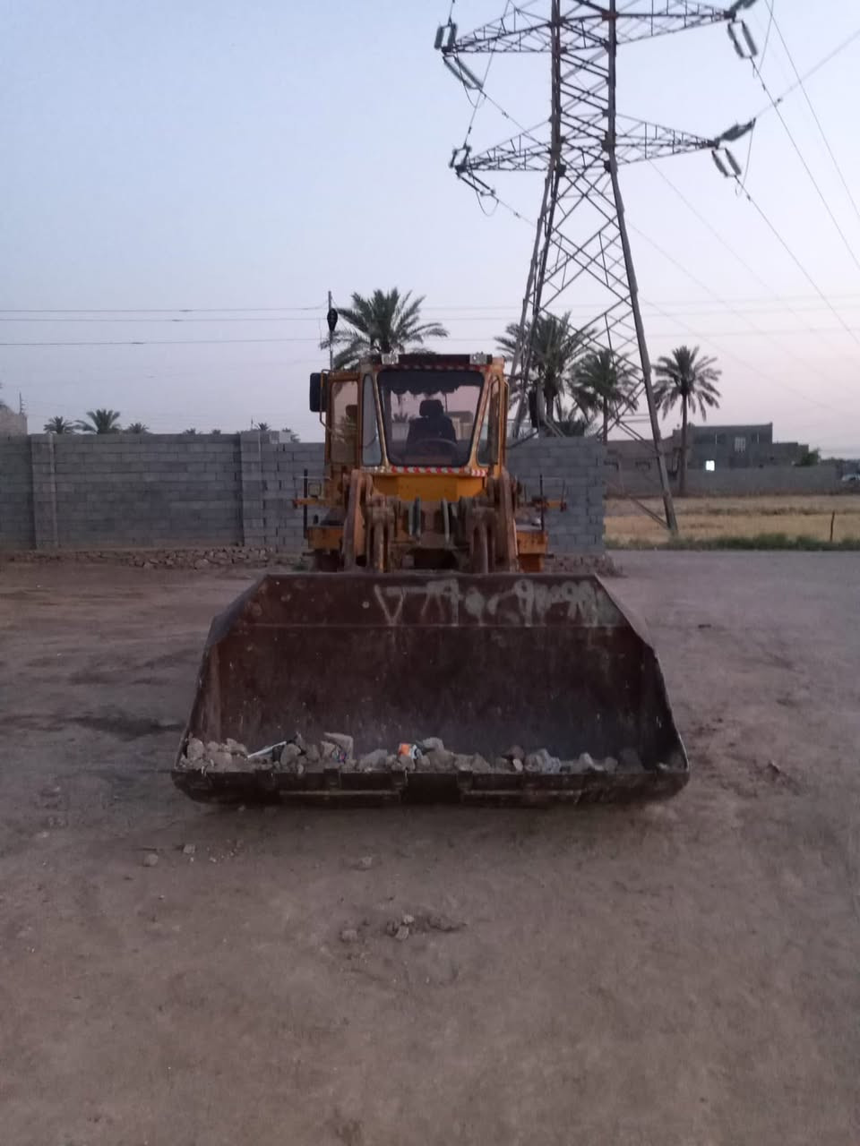 شفل البيع الاستفسار عل رقم ***********موديل 82 حجم 80
  رقم بغداد تحويل مشروع وطني.  محرك سلندر مكينه بلاديه
