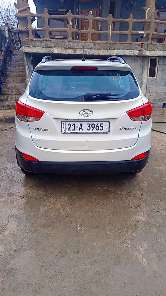 هونداي توكسون 2010
بو فروشتن
 درگاي سكني بوياخه
 توماتيك 
سلايت 
 پانوراما 
كاميرا 
حاسه 
سوكان ڤوليوم 
4تايه ي تازه
سه نه وي تازه يه 
به ناوي خومه وه يه 
مه كينه ي نه كراوه ته وه
سعري 145و كه ميك مه عمه له
سؤنه ريم داناوه
*********** حلبجة, السليمانية
