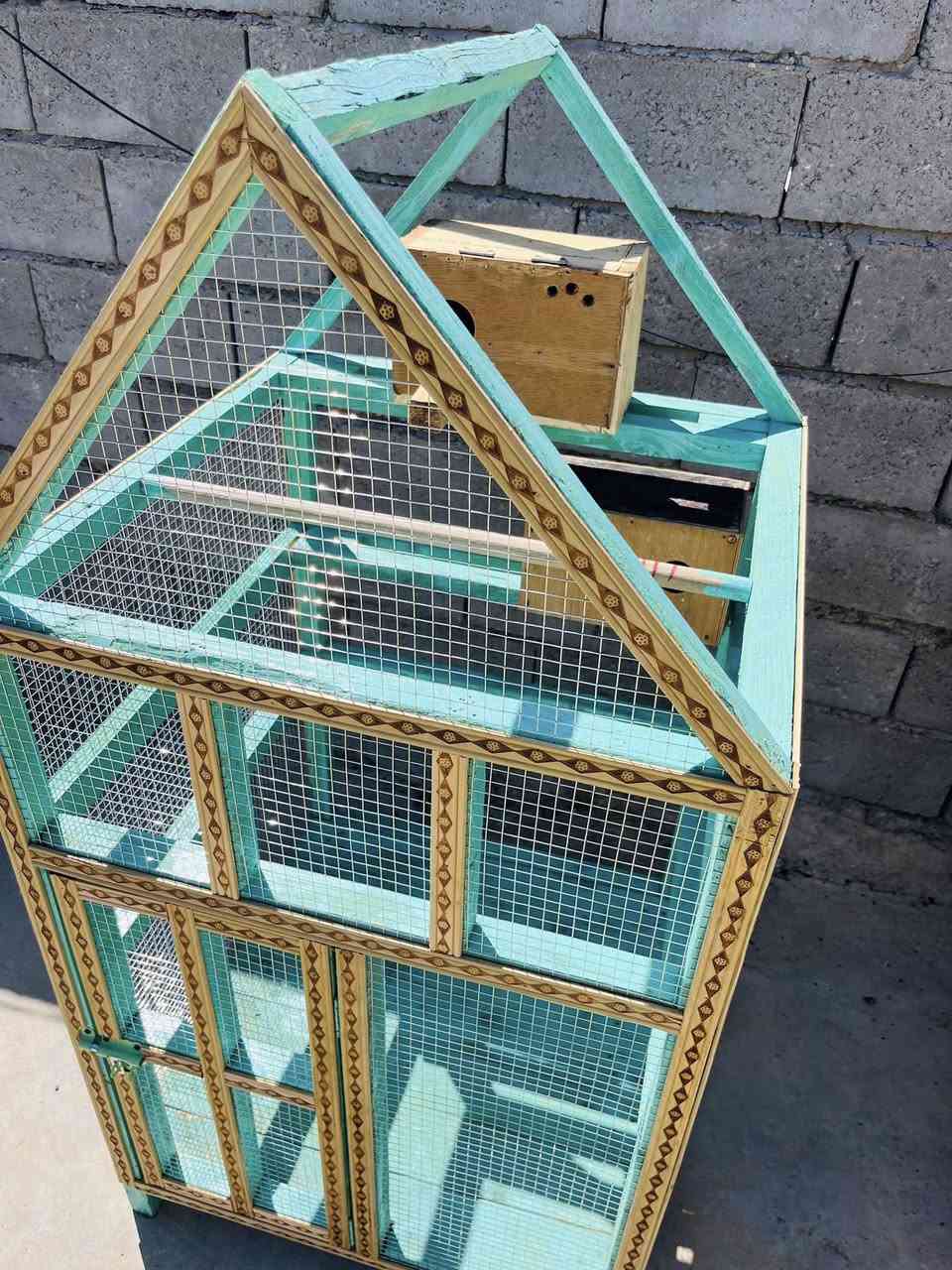 اقفاص احطاطه سير انج ونص 
للبيع

الاستفسار :***********

مكاني فلوجه
