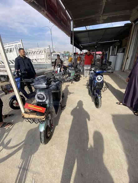 وصل الجديدددد🔥🔥🔥🔥
تعلن وكاله المعاذ لدراجات الشحن الذكيه 
إعلان دراجه R9  موديل 26 صارت متوفره بكل الالوان كميه خير من الله  تلحكك لو ماتلحك 
مواصفات الدراجه R9
تشغيل عن بعد 
تشغيل سويج 
بصمه وكارت تشغيل
نضام البريك دسكات امامي وخلفي 
أربع سرعات 109🔥🔥🔥🔥🔥🔥🔥
درع امامي وخلفي 

بطاريه 32امير  حصرا الولي تمشيك من 50ك الى 60 كيلو 

والسعر        575مو بلاش جوا البلاش يعني بسعر الجمله 
 
موقعنا 📍
الشرقاط الساحل الايسر قريه الشيخ حمد 
وكاله المعاذ لدراجات الشحن الذكيه 
لتواصل ومعرفه المزيد 
                                                         ***********
