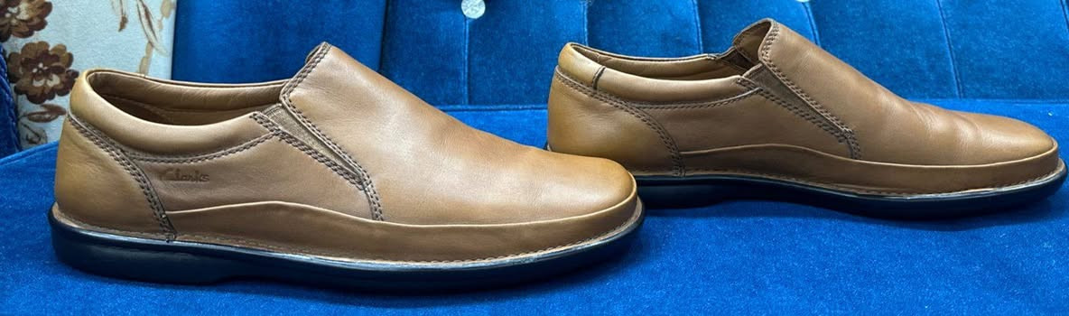 كلاركس جلد طبيعي 
قياس 42 
طول القدم 26


**إذا كنت صاحب هذا الإعلان وتريد حذفه لأي سبب، رجاءا أرسل رسالة إلى الدعم الفني**