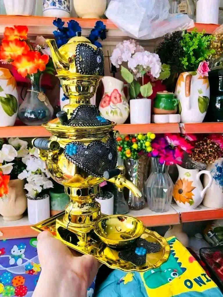 جەژنی ئەمساڵ بە ڕەنگی میناکاری بڕازێنەوە! ✨
ماڵەکەت شایەنی ئەوەیە لە جەژندا جیاواز و درەوشاوە بێت. ئێمە کۆمەڵێک پارچەی دەگمەن و دەستکردی "میناکاریمان" بۆ ئامادە کردوون کە تەنها کەلوپەل نین، بەڵکو تابلۆیەکی هونەرین لە ناو ماڵەکەتدا.
• تایبەتمەندییەکان:
• 💎 نەخشی دەستی و وردەکاری بێوێنە.
• 🎨 ڕەنگەکان کە هەرگیز کۆن نابن.
• 🎁 دیارییەکی شاهانە بۆ ئازیزانت.
پەلە بکە، بڕەکەمان زۆر سنووردارە! 🏃‍♂️
📥 ناونیشان سەیدسادق نزیک پردی قەرزاران یان نزیک مزگەوتی ئەوبەکری سدیق


**إذا كنت صاحب هذا الإعلان وتريد حذفه لأي سبب، رجاءا أرسل رسالة إلى الدعم الفني**