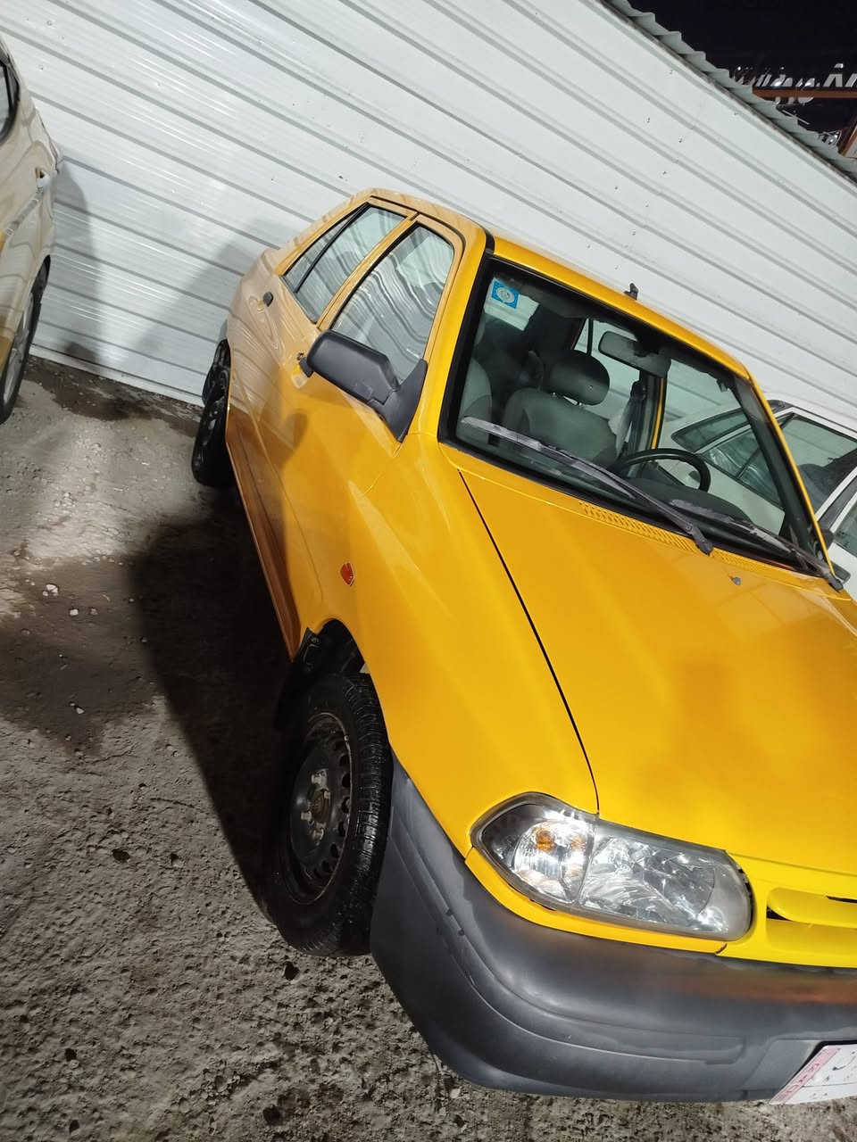 عليكم بغداد والتحويلسايبه 2023 على وضع الشركه ماشيه 40الف السيالسلاماره مكفوله من الضربه والصبغ  رايدهه69 وبيهه مجال الشراي رقم ثاني يوم  ***********
