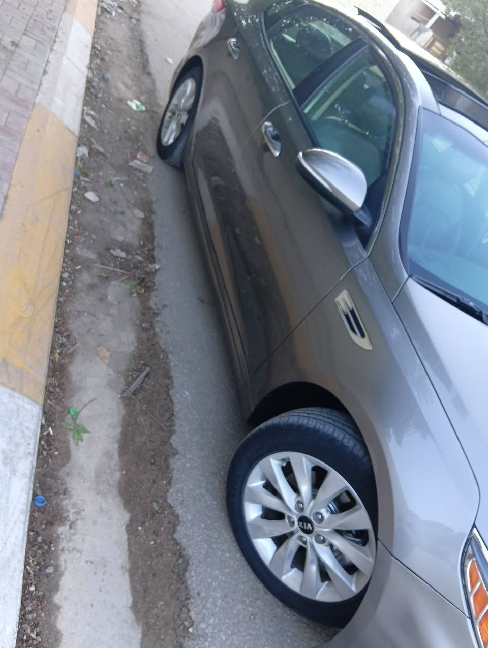 السلام عليكم أوبتما للبيع 2016 رقم كربلاء تحويل مباشر مواصفاتها فول تبريد قطعتين شاشة كاميرا دوار مري شفط مري قلاب للبك كرسيين كهرباء كشنات تدفئه تبريد ترحيب كشن قياس ترحيب يده بصمه ويل كب لايت لد بكلايت لد كشنات جلد ماشية 84 مكينه كير حداديه تخم تاير جديد السياره احلى من الصور 
حادثها خشم الجاملغ الامامي الأيسر و الجاملغ الخلفي اثر شخوط مصبوغ نفس الجهه 
عنوان كربلاء ***********
***********
سعرها 137
