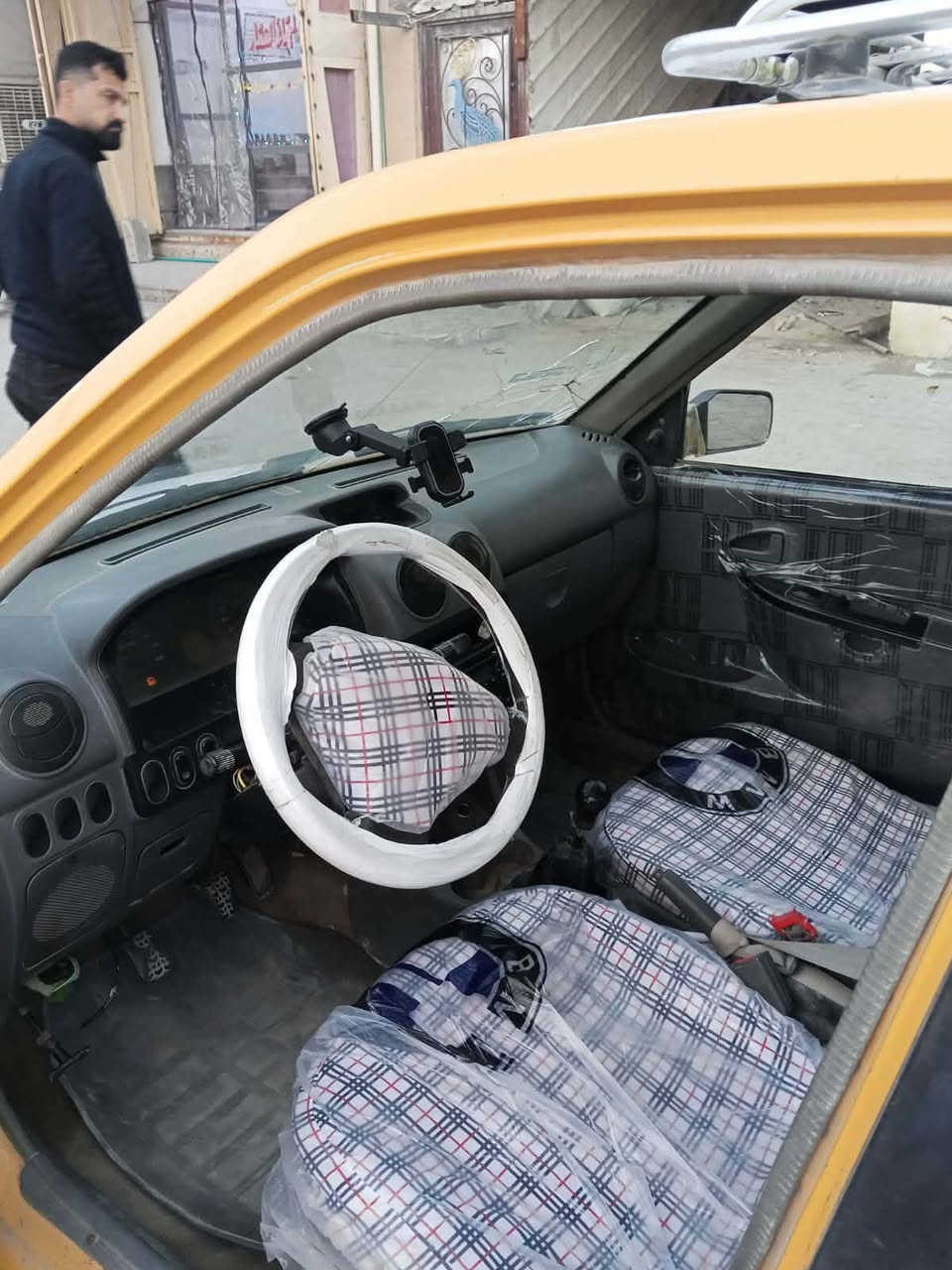 السلام عليكم سايبه للبيع موديل ١٢ ماندل راعيها اكفلك سرقه وعشاير سنويه صاقطه السياره بيها خيط بخار من تحمه يروح سياره شايله روحه ماعوزها شي ب ٩ اوراق قفل  يعني ب عراقي ١٢٩٠ الف سعر دراجه والله مكانها كربلاء ***********
