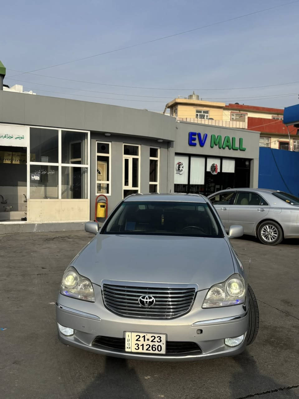 ماجیستا ٢٠٠٥ موس
فول مواسەفات
٣ پەردە 
سەلاجە 
مەرکەزی
جلد و هیتەر 
فولە بەس سلایت نیە
ئالیری بیلاد
١ پارچەی بویاخە
بەس سنوق
گیرو مەکینە کارەبای بەشەرت
Abs بیلاد
شوین سلیمانی
٥٥$
***********
