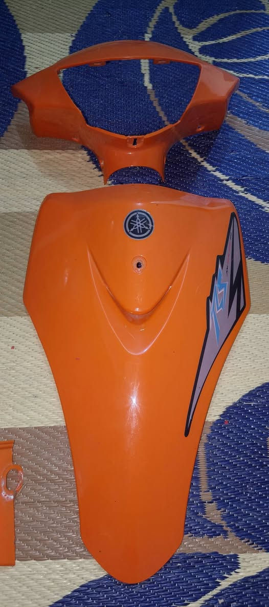 كفرات ماكس تجاري مراوس بكفرات منغولي اهم شي النضافه لين العندي زلغ مابيهن ولون مميز للأستفسار ***********
