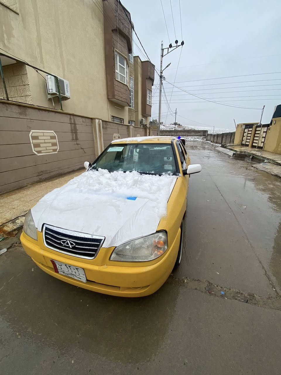 كوين 2011 شرط التحويل / سياره جاهزة من كل النواحي تتحول من مرور نينوى وسنويه 2028 تسقط / رقم بغداد كوبون بيها / كير محرك ضفيره وايرمنيه كله شرط / سيارة نظيفه وجاهزه طخم تايرات جديده وطخم كدام ورا كامل وجديد / السعر 31 ورقه / ***********
