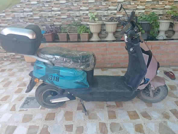 ماطور شحن 318 لبيع 675/ ***********
