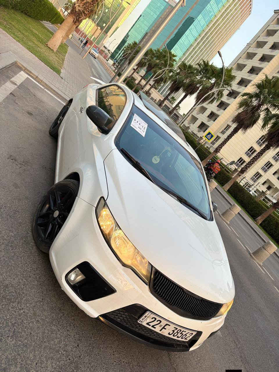 السلام عليكم ...
سيراتو كوبي ٢٠١٣  خليجي وكاله البخيت 
فول مواصفات 
فتحه بصمه كشنات جلد دواخل احمر سستم صوت 
اشاير بلمري 
مكينه ١٦٠٠
السياره رقم اربيل سنويه لل ٢٠٢٩ باسمي وكاله تحويل
مكينه وكير بشرط مامفتوحات سياره على ايدي مال جناي
السياره مكفووله بيها بارد مكانين جاملغ الامامي والجاملغ الخلفي شبر اثر دحجه 
السياره حلوه ومرتبه وجاهزه وخير من الله تخم تاير حداديه كله كامله
ماشيه ١٥٥ ألف 
السعر ٩٠(وبيها مجال قليل ) 
مكان السياره الديوانيه 
***********
