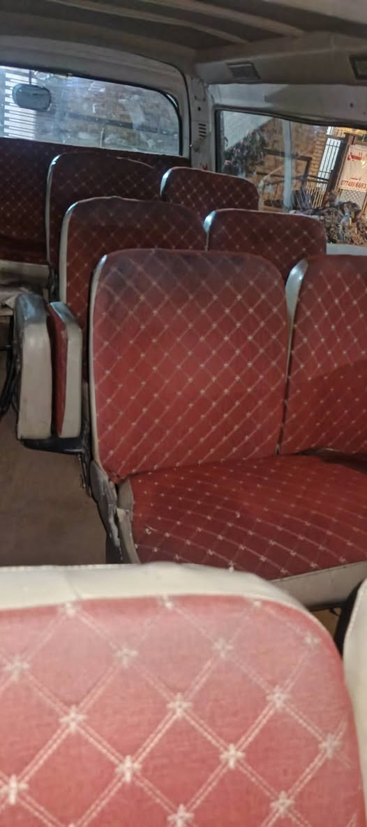 فوتون موديل 14حره ب اسمي ما مطلوبه ولا ربع نظيفه محرك جديد كير اكسل كلهه كفاله شلعه ومعدل تاكل الكاع  بيهه شاشه واربع سماعات محرك مينقص سيسي من التبديله للتبديله كهربائيات كيجات كلهه شغاله السعر75وبيهه مجال رقم  ***********  مكاني بغداد البياع
