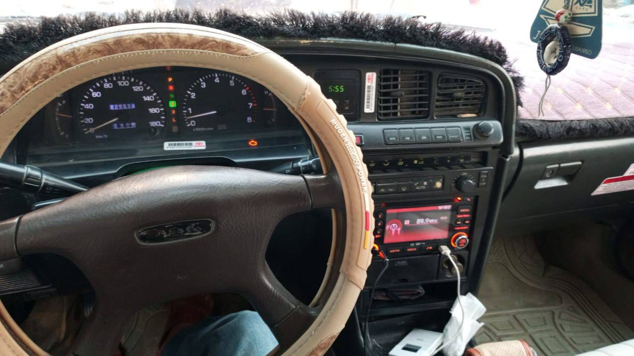 كرسته مسطره موديل 93 سياره مكفوله من الضربه والصبغ 
السياره جاهزه حداديه مكينه تبريد تحويل ثاني يوم سنويه ل30 مشروع وطني دواخل جديده دشبول جديد كهربائيات كله شغاله السياره كلها بلاد السعر 58 وبيها مجال قليل التواصل ع رقم ***********
