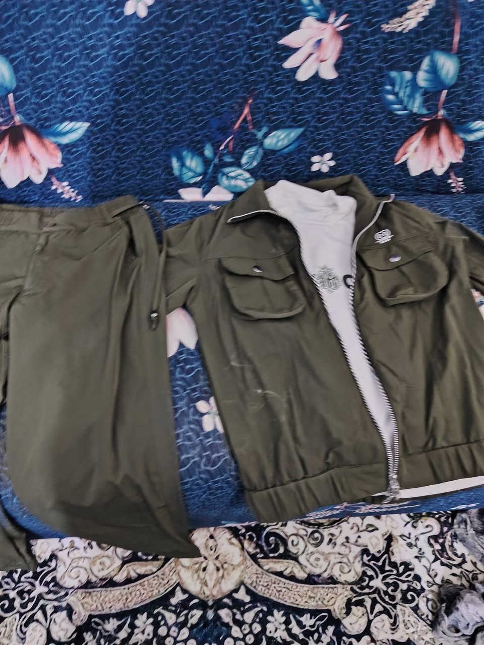 بنات هاي اشريتهه وطلعت الصغار عل ولدي جديده اخذنه ٤٥اريده ٢٥ الواحد


**إذا كنت صاحب هذا الإعلان وتريد حذفه لأي سبب، رجاءا أرسل رسالة إلى الدعم الفني**