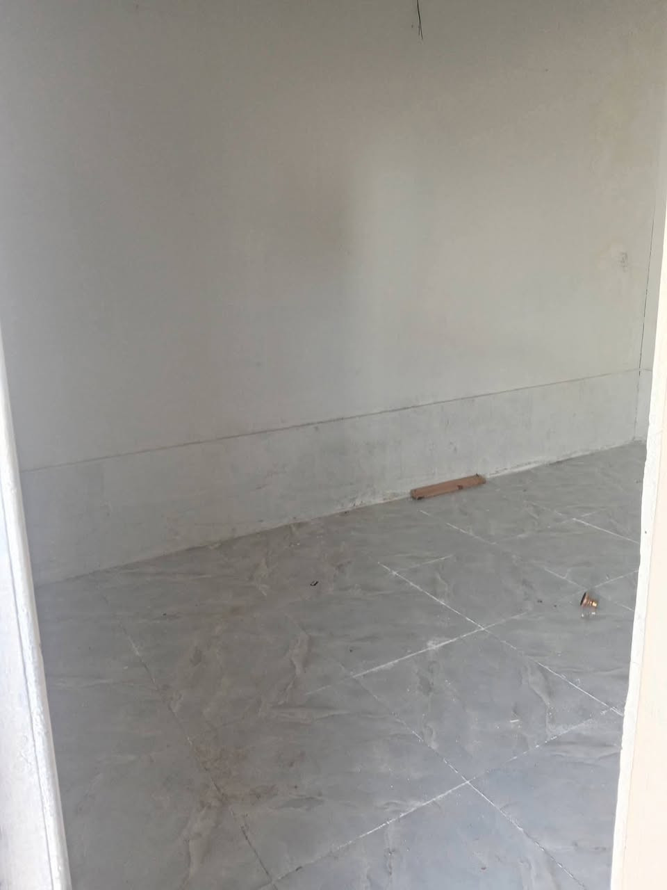 بيت 🏠 للايجار مساحة 50م 

سعر الأيجار 200الف 💵💵
 

الموقع 📌 النجف حي الميلاد
قرب شارع كربلاء مقابل عمود 1 

الطابق الأول يحتوي على استقبال  ومطبخ وحمام بورسلين سيراميك
والطابق الثاني غرفة نوم وصاله صغيره الأرضيه صبه


**إذا كنت صاحب هذا الإعلان وتريد حذفه لأي سبب، رجاءا أرسل رسالة إلى الدعم الفني**