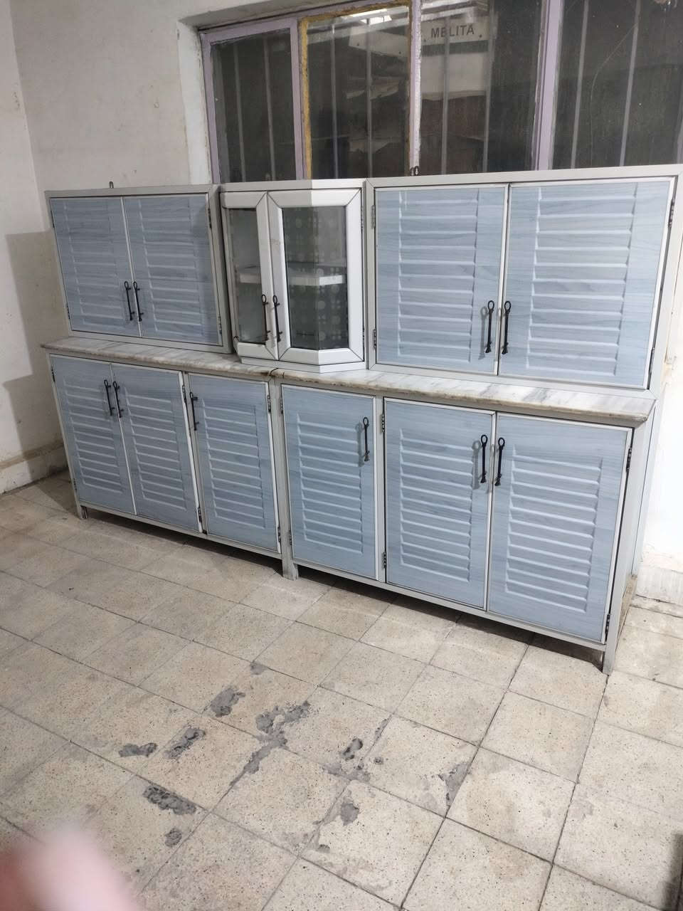 كاونتر ٢ ونص متر صطح كرانيت نظافه فول مابي اي ضرر .ديوانيه .الاسكان .مقابل المعهد التقني ***********
