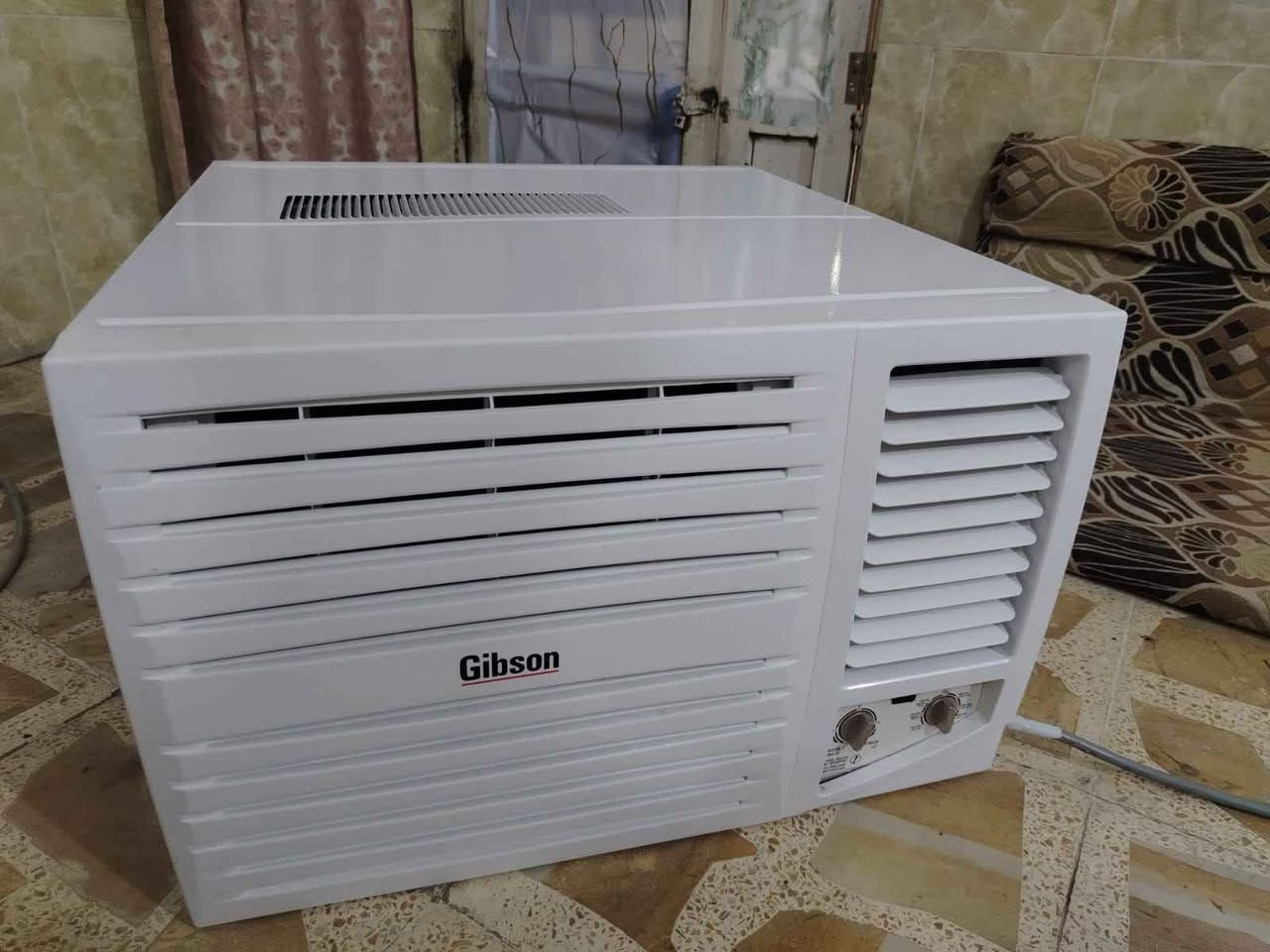 مكيف جبسون 2طن.تدفئه&تبريد.نضافه95%.مكان كربلاء -حي النضال.سعر225📞*********** كربلاء, العراق
