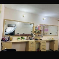 خزانات • بدلات • فساتين