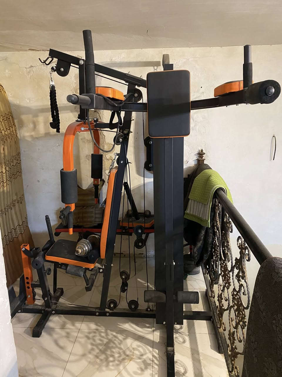 عيني جهاز كامل سعره ١٧٠ مكان بلديات سوق الميت  ***********
