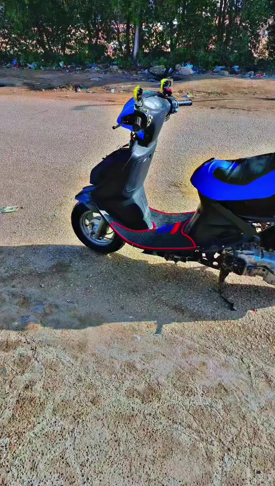 دراجه فراشه نثيه للبيع مجفته عوزه ترتيبات سعر 250الف وبيهه مجال شي قليل رقمي ***********
***********وتساب
