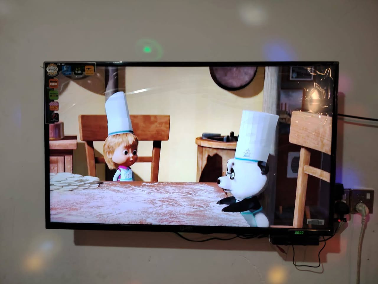 ثلاجه للبيع نضيفه اي ضرر مابيها ما داخله تصليح جمد شرط فحص تبرد ماعرف شكد. حجم السعر250بيه مجاال شاشه للبيع نضيفه اخت جديده بعده بل جيس شرط فحص ستخدام قليل حجم43بدون نت السعر 250بيه مجال شراي خاص عنوان حي العامل


**إذا كنت صاحب هذا الإعلان وتريد حذفه لأي سبب، رجاءا أرسل رسالة إلى الدعم الفني**