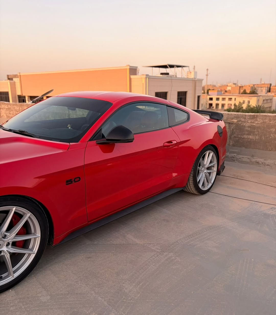 فورد موستانك GT 2017
السيارة داخله كلين تقرير وبالعراق صار بيها رش كم قطعه ابيعلك حزام
السيارة بريميوم فول اعلى مواصفات
ماشية 120 كيلو
عليها اضافات
ويل عشرين
تخم تاير جديد
حدادية وصدر امامي خلفي
سبايدر ولحية جانبيه ولحية امامية
دبات رياضي تحكم ريمونت
داون بايب
اكس بايب
دعامية شيلبي
عدسات زنون
السيارة رقم اربيل تحويل موجد  باقي التفاصيل خاص @gi.scat


**إذا كنت صاحب هذا الإعلان وتريد حذفه لأي سبب، رجاءا أرسل رسالة إلى الدعم الفني**