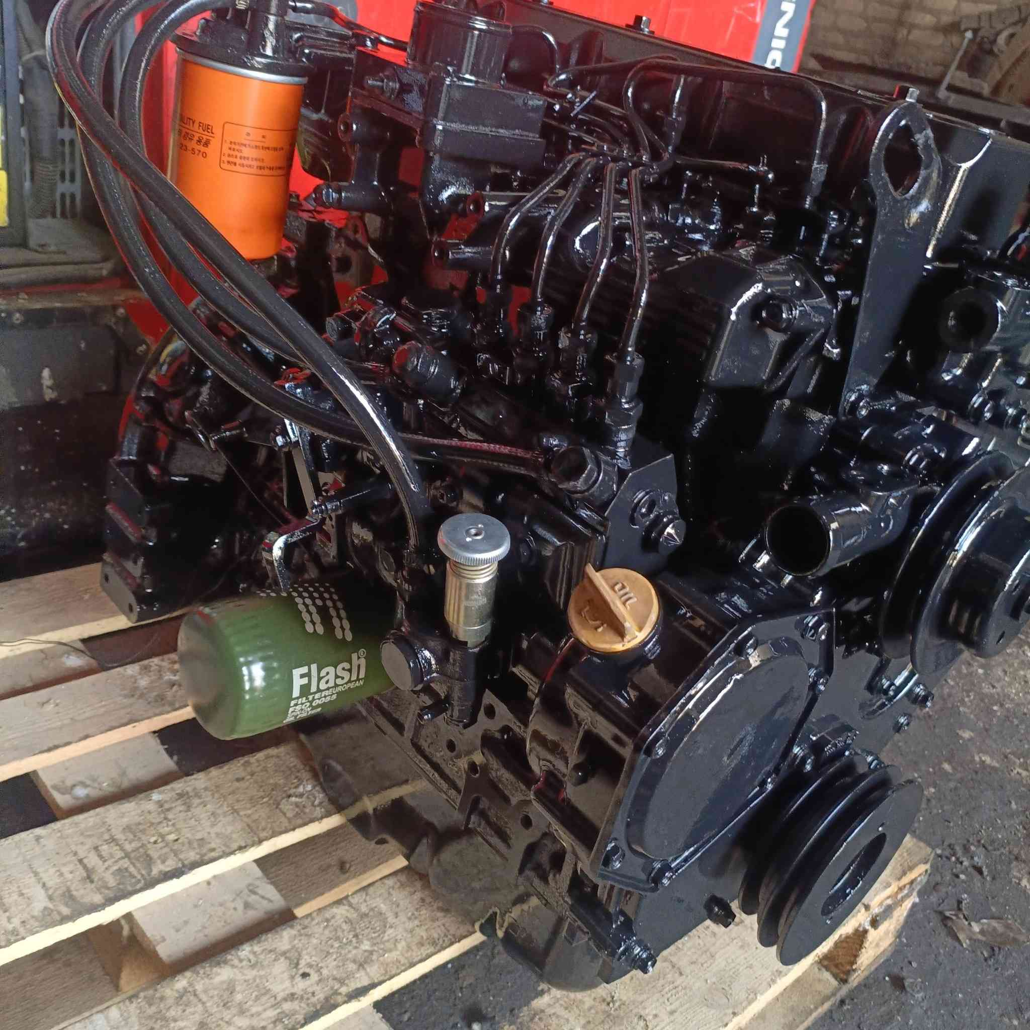 السلام عليكم متوفر محركات ينمر ياباني وارد 
بم عدل استفسار *********** مكاني النجف 
شرط الشغل والنضافه
