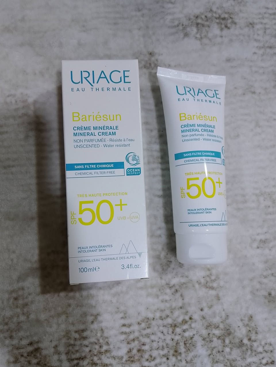 غسول لاروش مع واقي شمس 
السعر 25


**إذا كنت صاحب هذا الإعلان وتريد حذفه لأي سبب، رجاءا أرسل رسالة إلى الدعم الفني**