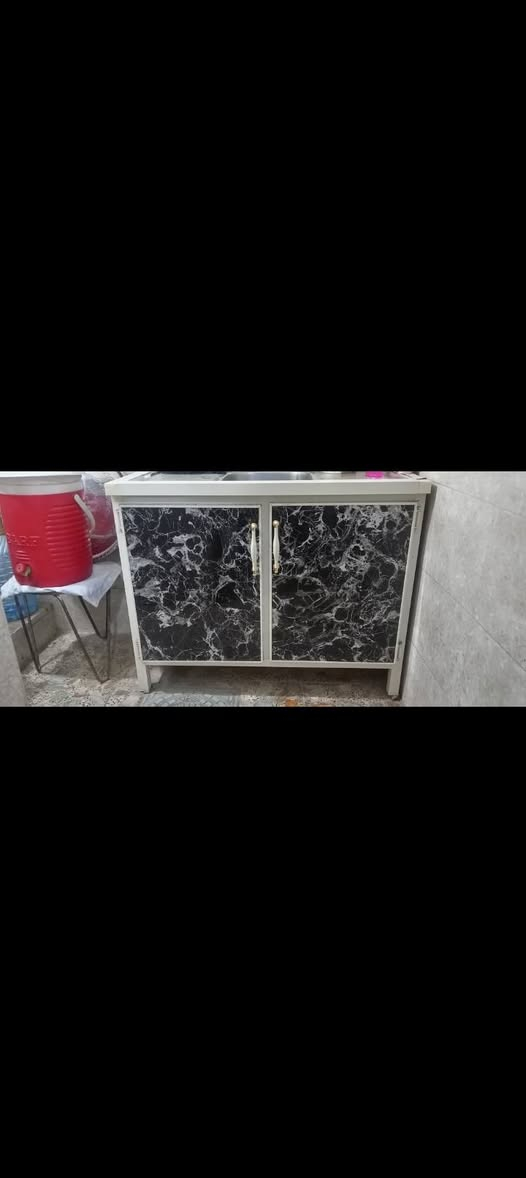 كاونتر200
طباخ250 
ثلاجة350
مجمده300
اخو الجديد قليل استخدامهن


**إذا كنت صاحب هذا الإعلان وتريد حذفه لأي سبب، رجاءا أرسل رسالة إلى الدعم الفني**