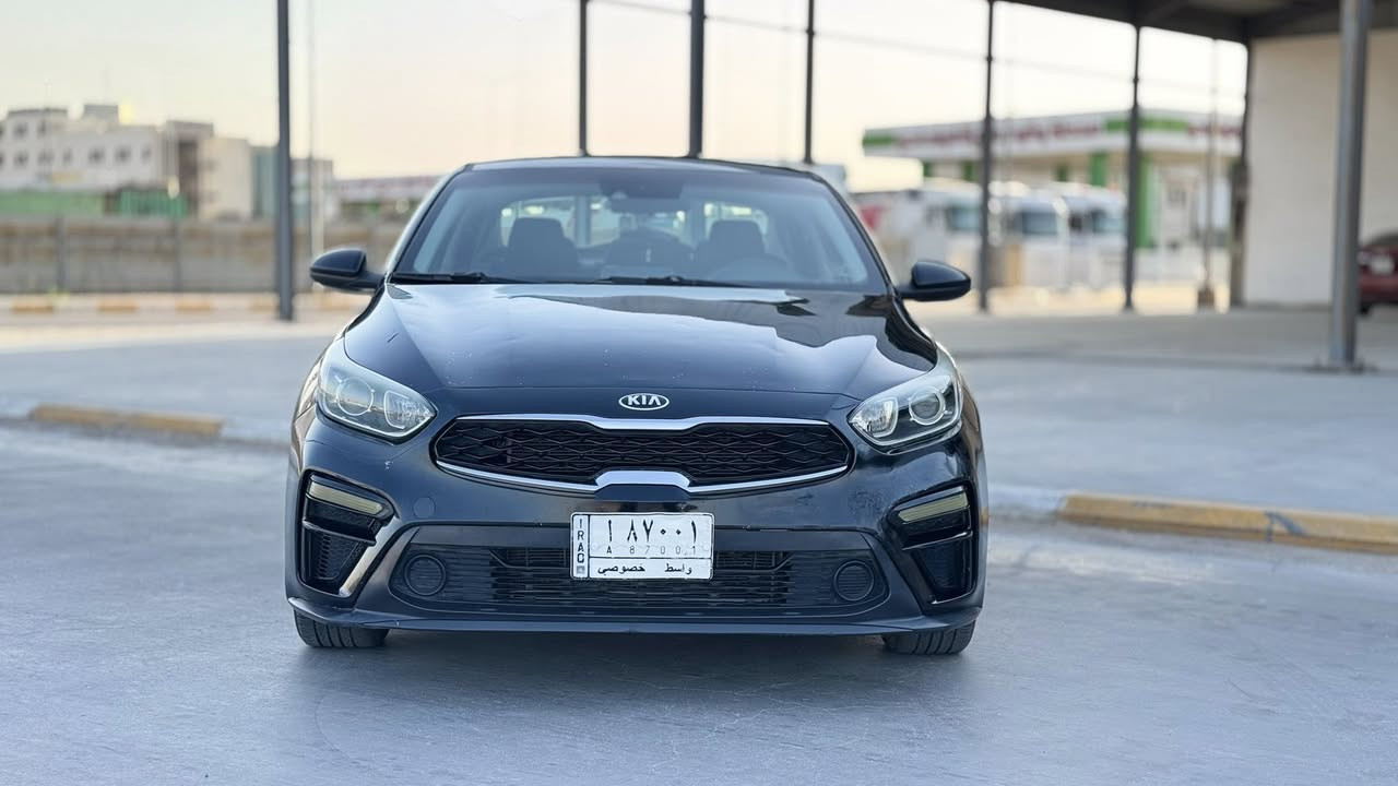 سلام عليكم .. مكلف بالنشر
كيا فورتي موديل 2019محرك2000 دوش ماشيه 61 ميل حادث جاملغ وبنيد 

رقم واسط بأسمي 

مواصفات. كروز سرعه مانع اصطدام  تحكم مقود جهتين سياره حلوه وجديده كلشي بيها ع البلاد السعر ١٢٠ وبيها مجال تجي تشوف بعينك وبيك خير وتدلل 

رقم الهاتف ***********
