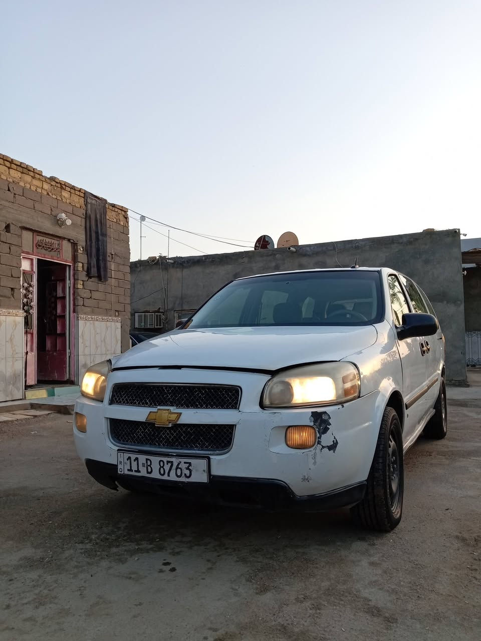 سلام عليكم شوفرليت بلاندر 2008 رقم بغداد الدولي سنويه لل27 تبريد نقص بس غاز حداديه جديده بسمي مكينه وكير جدد المكينه3900 سبعه راكب مكانها سوق الشيوخ كرمه بني سعيد للأتصال *********** السعر 65 وبي مجال للشراي
