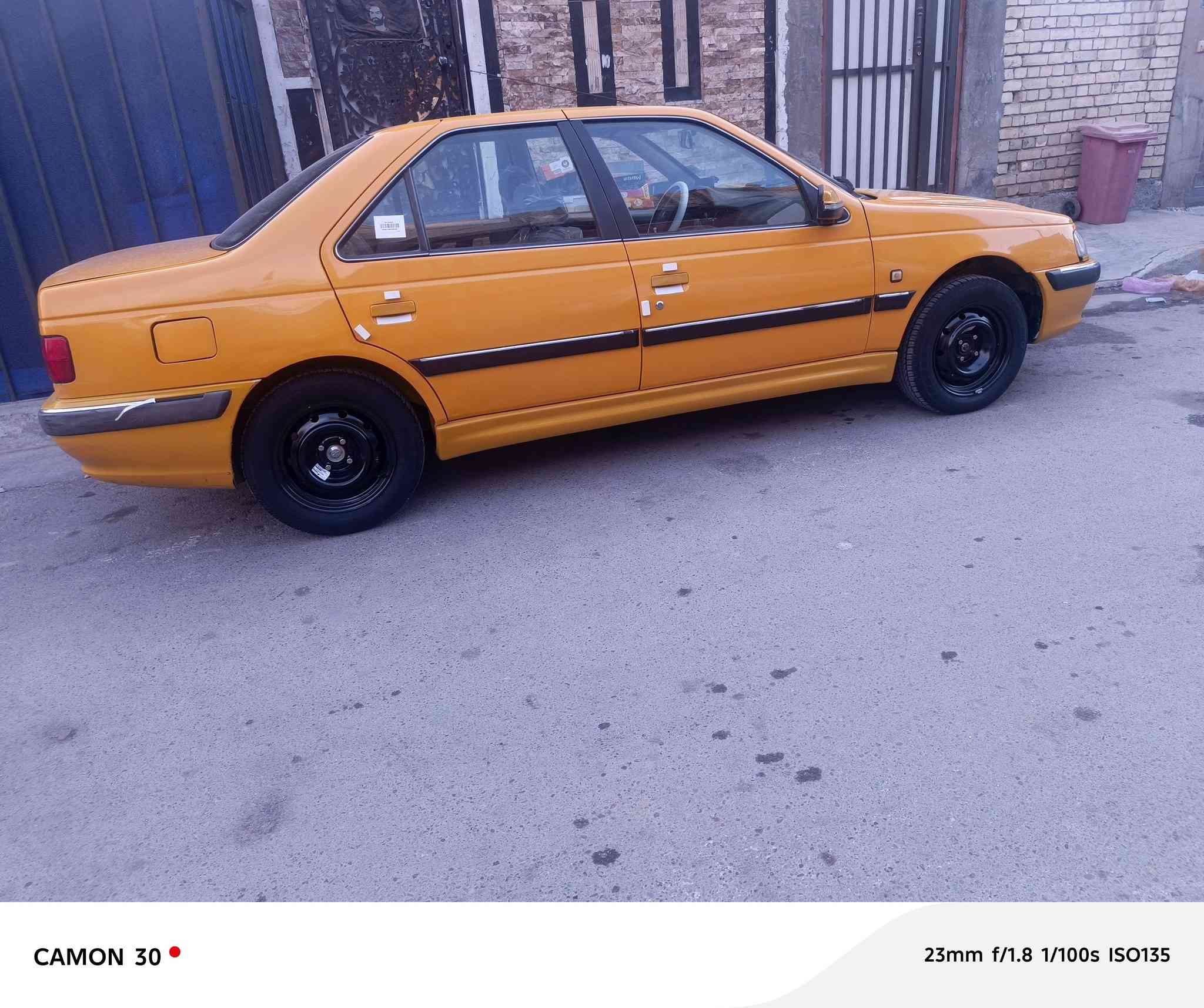 السلام عليكم بيجو بارص ١٨ السياره جديده كلش غاز بانزين لايت زنون هورن يوكن بيه كصه البنيد اثر رصعات نصبغت وبيه شبرين صبغ بقبق الجنطه اثر شخوط السياره طخ ما مطخوخه تخم تاير اصلي جديد وويل جديد والباقي كفاله السعر ٦٥ مكاني بغداد كفاءات العبيدي ***********
