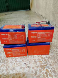 ٥ بطاريات • منفوخات • للبيع