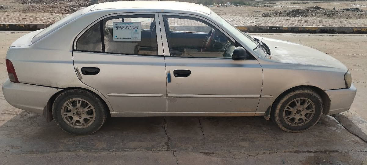 فيرنا للبيع
موديل 2000
سنويه ال 2027
رقم كركوك بيه بطاقة بانزين
السياره كامله. 
بس بيه صوت بالمحرك يحتاج تجفيت. محرك
ويحتاج صبغ بسبب الجراد
السعر 34 وبيه مجال شي بسيط


**إذا كنت صاحب هذا الإعلان وتريد حذفه لأي سبب، رجاءا أرسل رسالة إلى الدعم الفني**