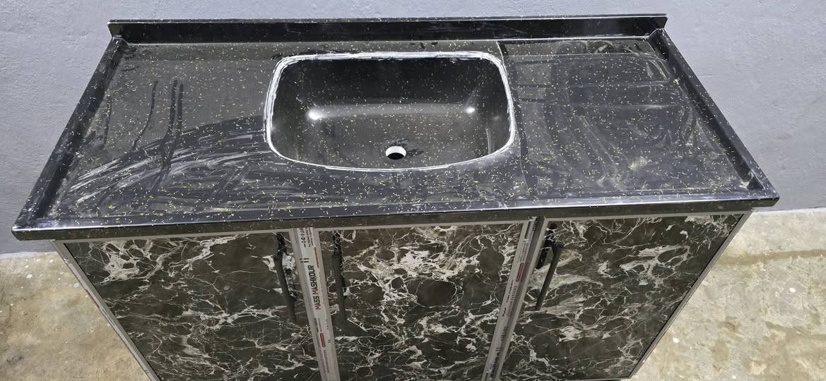 كونتر مع سنك اشترينا جديد ما مستخدم بس القياسات طلع غلط وابيعهم القياس  130سنتيم 

السعر 250 بي مجال للشراي


**إذا كنت صاحب هذا الإعلان وتريد حذفه لأي سبب، رجاءا أرسل رسالة إلى الدعم الفني**