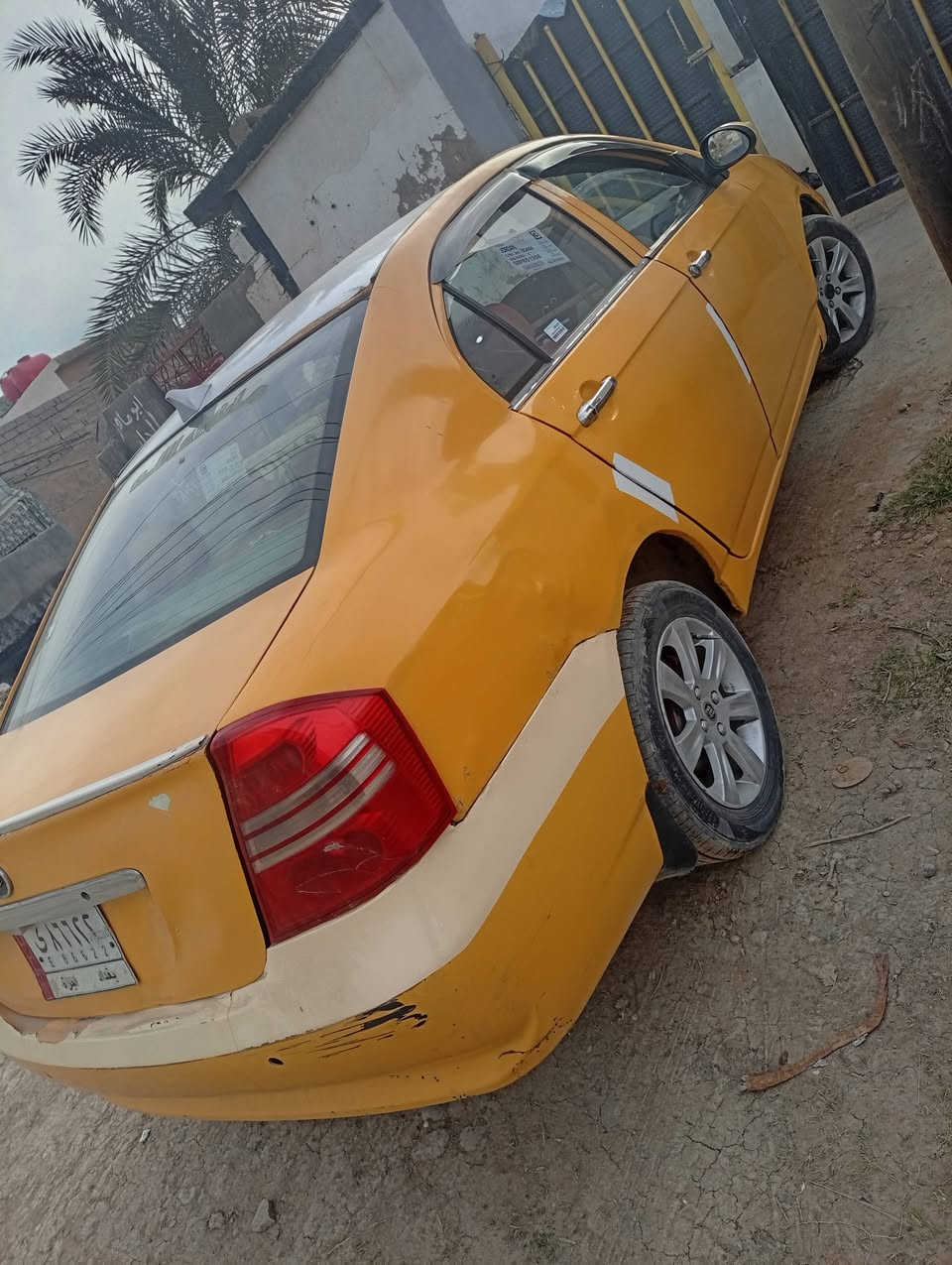 اخواني السلام عليكم ليفان موديل 13 سياره حلوه جاهزه كهربائيات كلها شغاله بيها خيط بخار باتري جديد هيئه وغرامه مصفره شرط انطيك خط وبحث المكان ديالى الخالص ويلكم بلادي مالتها السعر 35 وبيها مجال قليل تحويل ثاني يوم ***********
