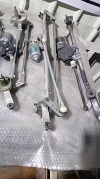 ✨ يتوفر لدينا ماطور ماسحات اصلي تفصيخ لكافة السيارات الامريكيه: ✨ ​🔹 ب...