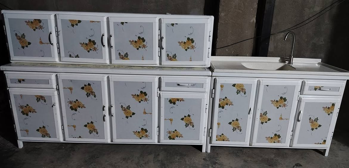 كاونتر المنيوم تسكام سنك مرمر نضيف جدا للبيع للإستفسار الاتصال على الرقم *********** او *********** او وات ساب
