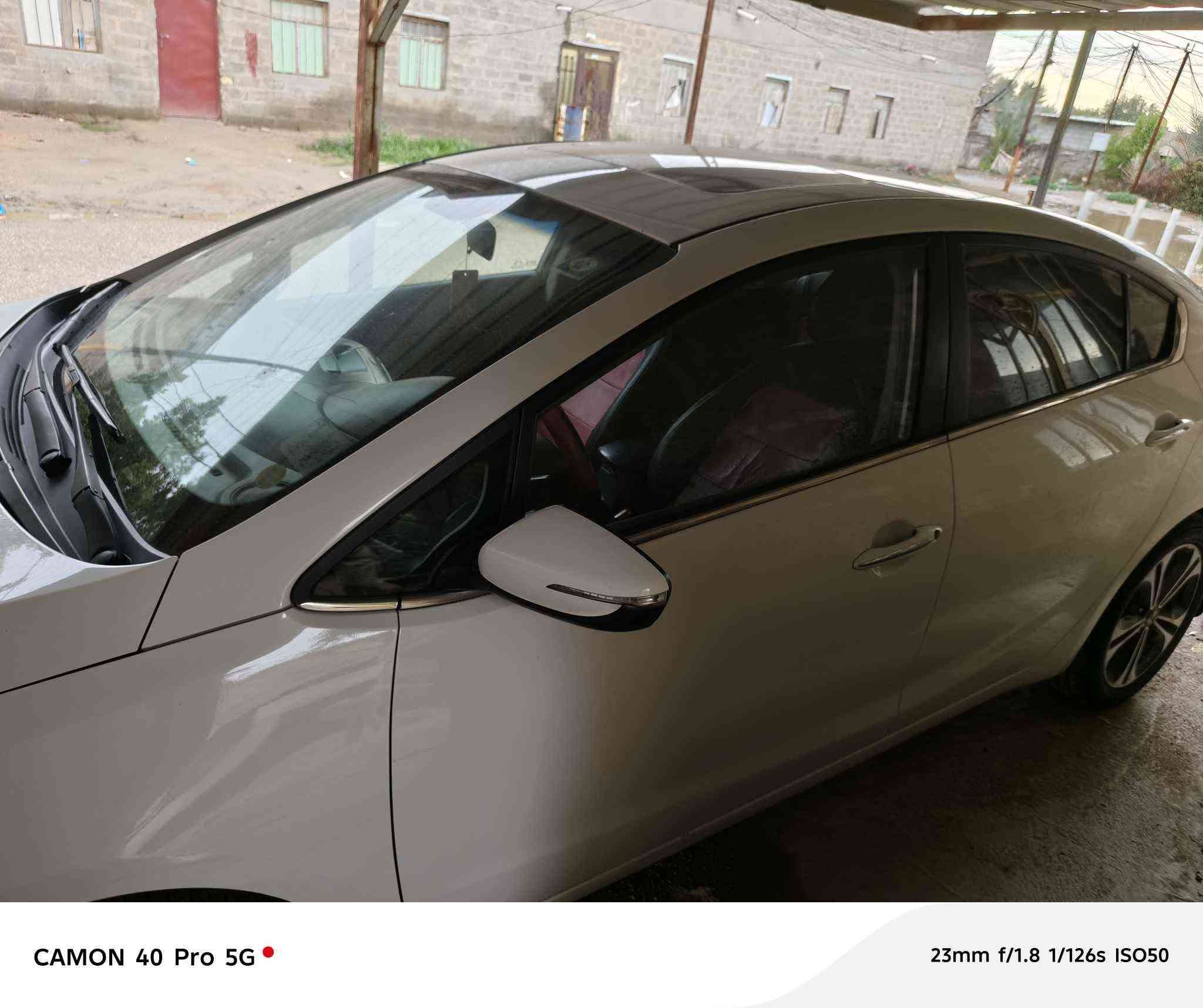 كيه سيراتو موديل 2014  سياره جديده 
فول سويج 
حداديه جديده تخم تاير سياره ماناقصه شي باسمي رقم بابل  مكانها الكوفه عباسيه 
رقم الهاتف *********** النجف, العراق
