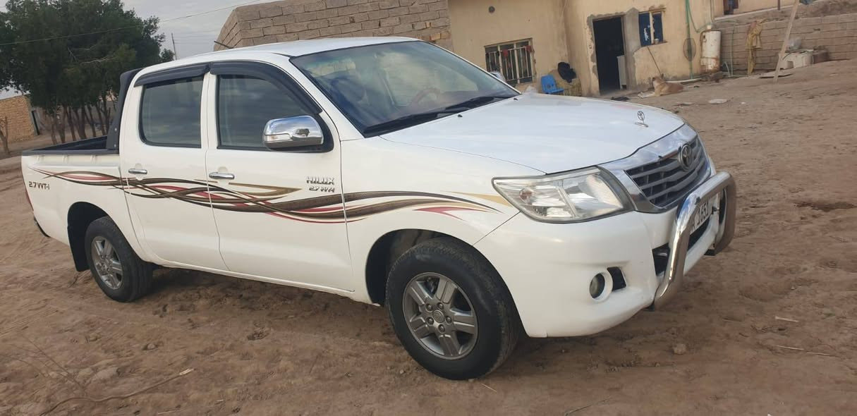 سلام عليكم بيكم فلاونزه 2015 مكفوله كفاله عامه  رقم ميسان  نكليزي سنويه جديده سعر220 وبيها مجال  المكان ميسان ***********             ***********
