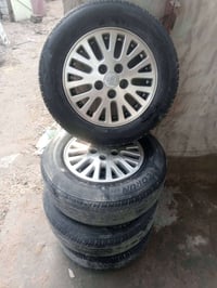 حصيرة ملكة • تايرات • النجف