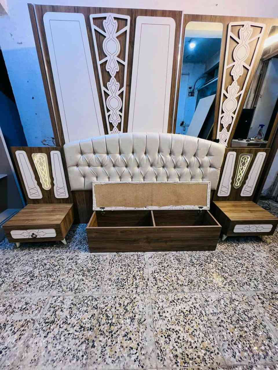 غرفه تركي عنوان بغداد نضافه 100/80توصيل مجاني داخل بغداد.. ومحافضات بكروا  ال شراي يتفضل وتساب ***********
