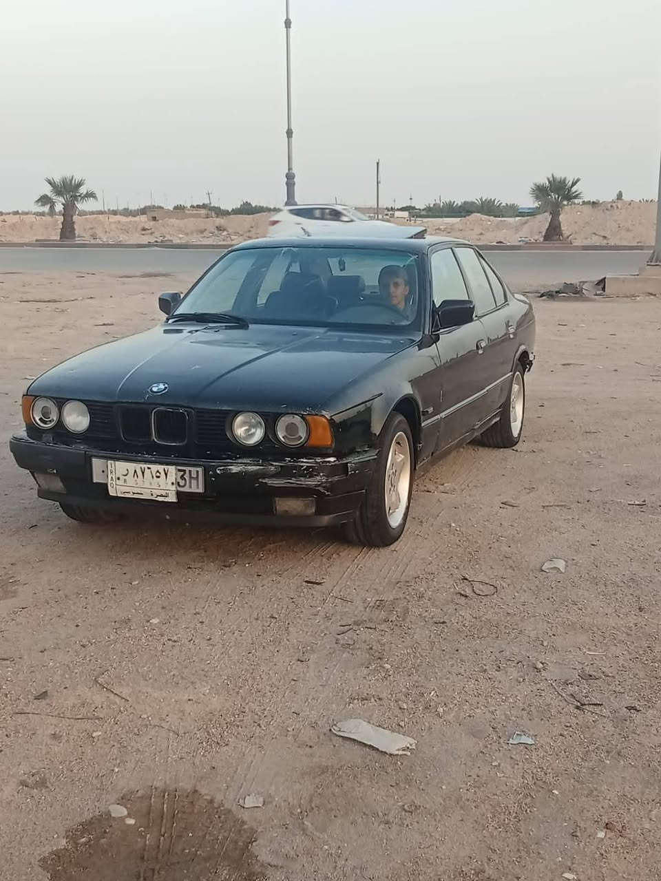 سلام عليكم بي ام دبليو ٥٢٥ موديل ١٩٩١ رقم بصره سنويه منتهيه من ٢٠٢٠ لون اسود غير محدد السياره كامل مواصفات فتحه وكشنات جلد كهربائي مكفوله من الكص والنقل والضربه مكينه مسكر تك فانوص كير حلوو صلوات حداده صدر توني شادهاا جديده مكاني البصره الزبير رقمي *********** السعر ٣٥ وبيها مجال السياره بطاينها الكدام والكشنات الكدام تعبانات
